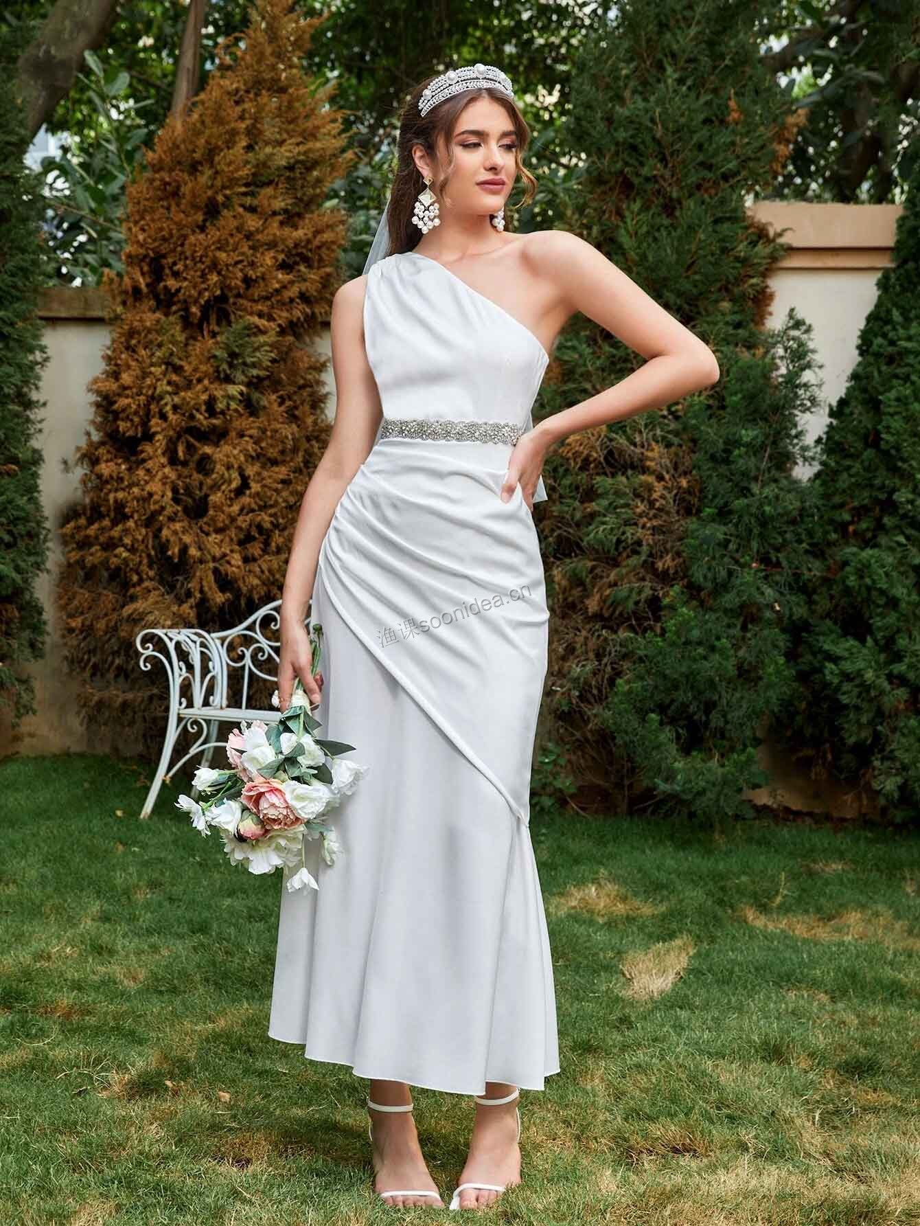 One Shoulder Wedding Dress Without Belt & Veil 